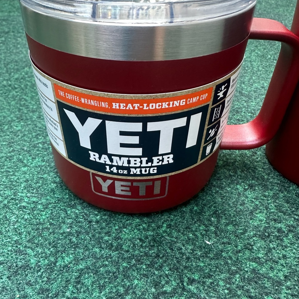 Yeti Rambler Collection Brick Red and Harvest Red - Picture 3 of 12